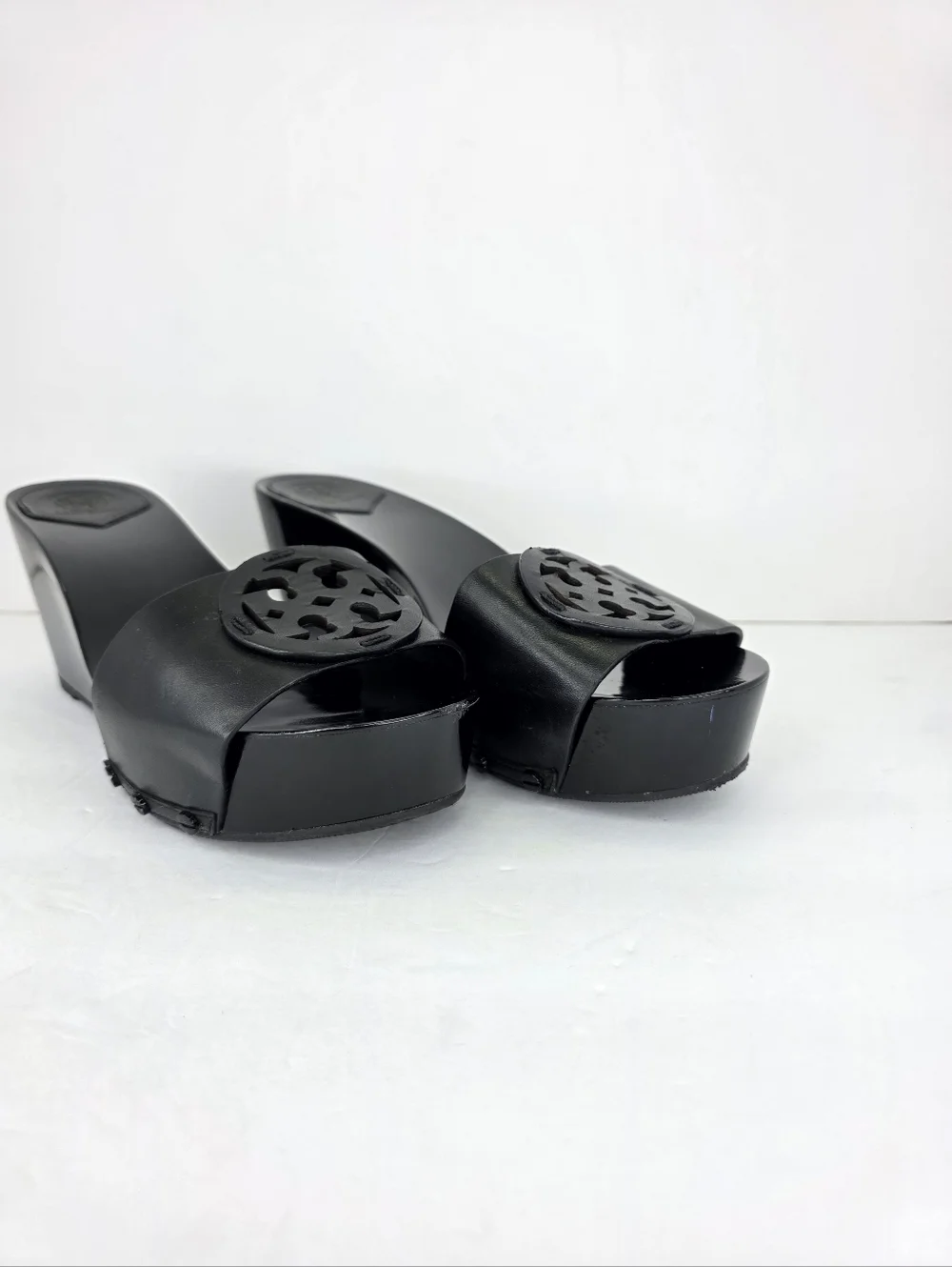 Tory Burch Patti Black Patent Slides Platform Wedge Heels Leather Sandals 9.5M